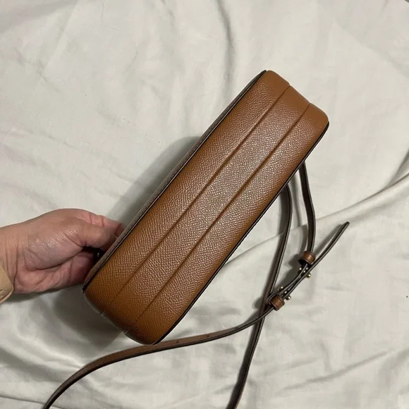 Michael Kors Brown Crossbody Bag Sleek Design - Picture 10 of 12